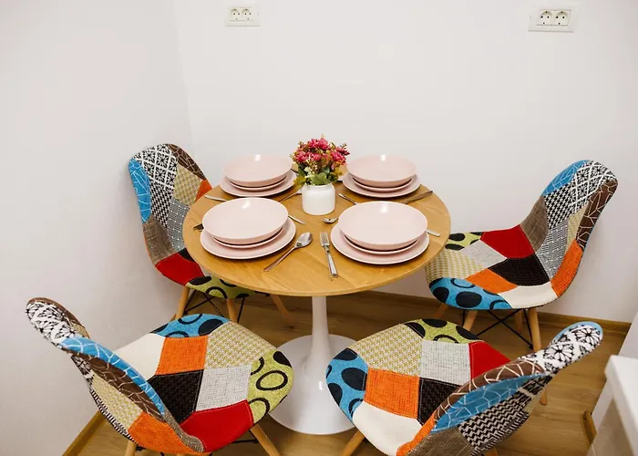 In Old Town's 1752 *